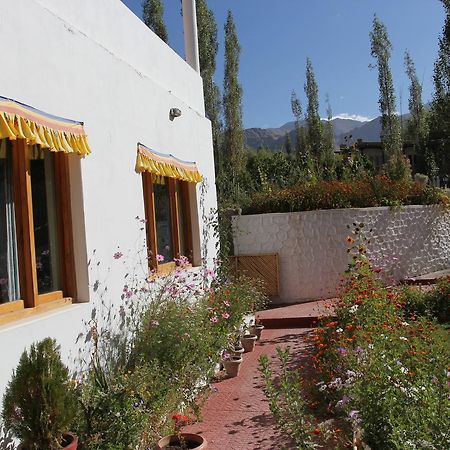 Hotel Jorchung Leh Dış mekan fotoğraf