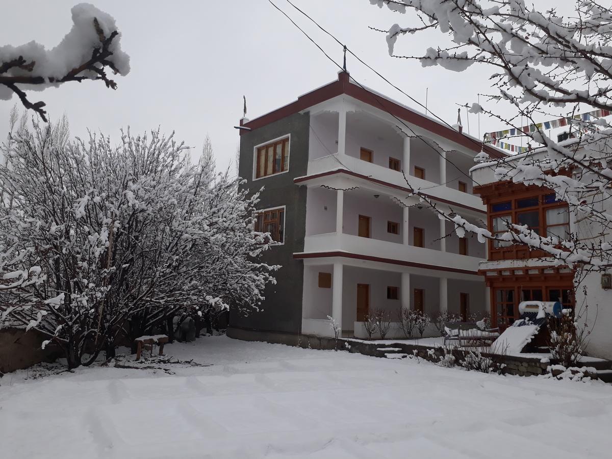 Hotel Jorchung Leh Dış mekan fotoğraf